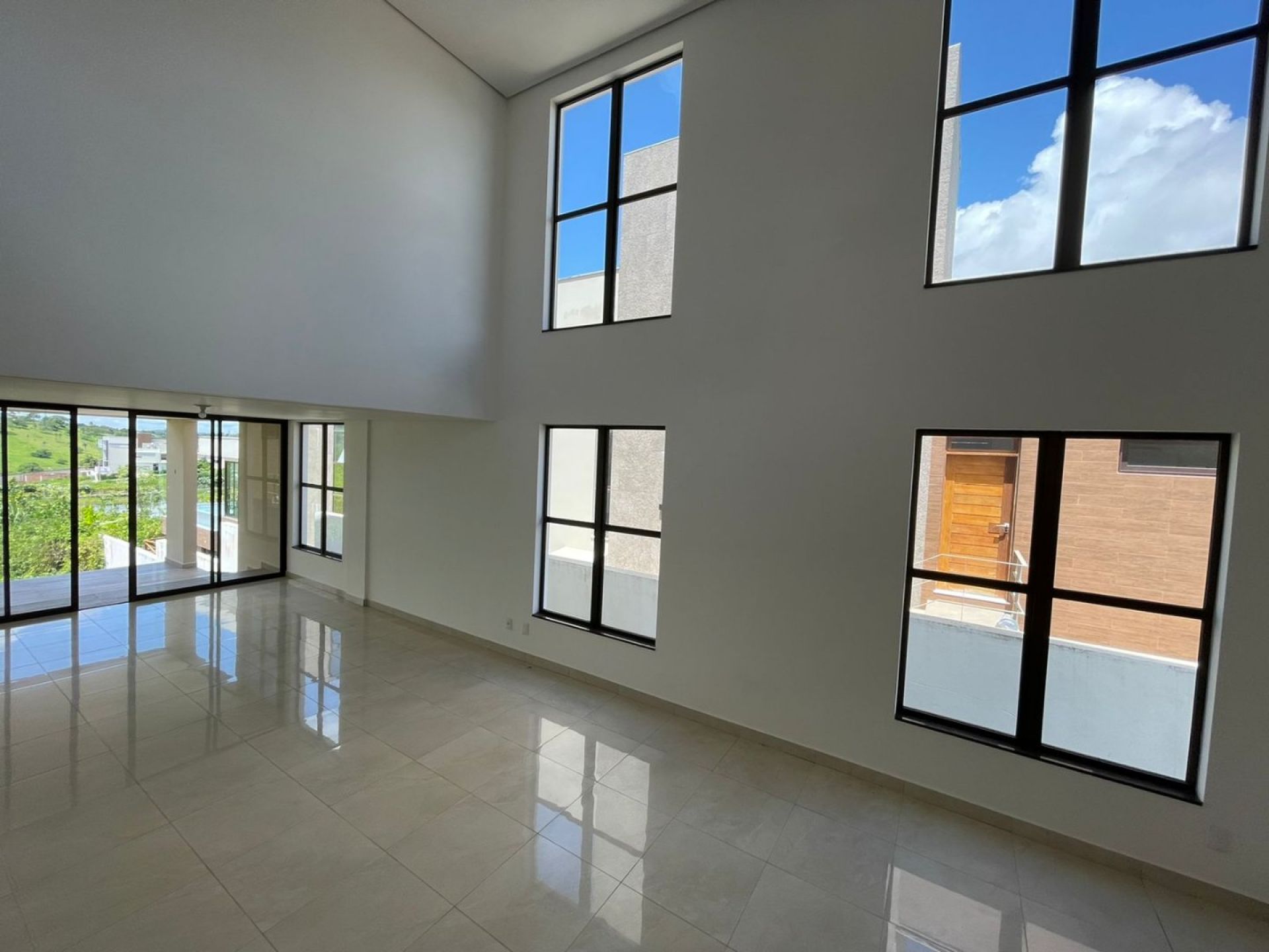 Casa de Condomínio à venda com 1 quarto, 693m² - Foto 18