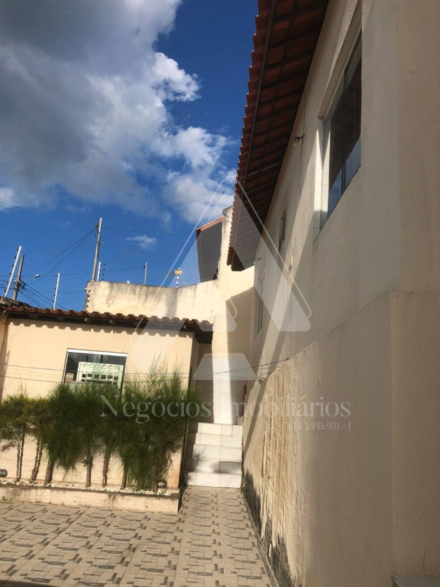 Casa à venda com 3 quartos, 300m² - Foto 4