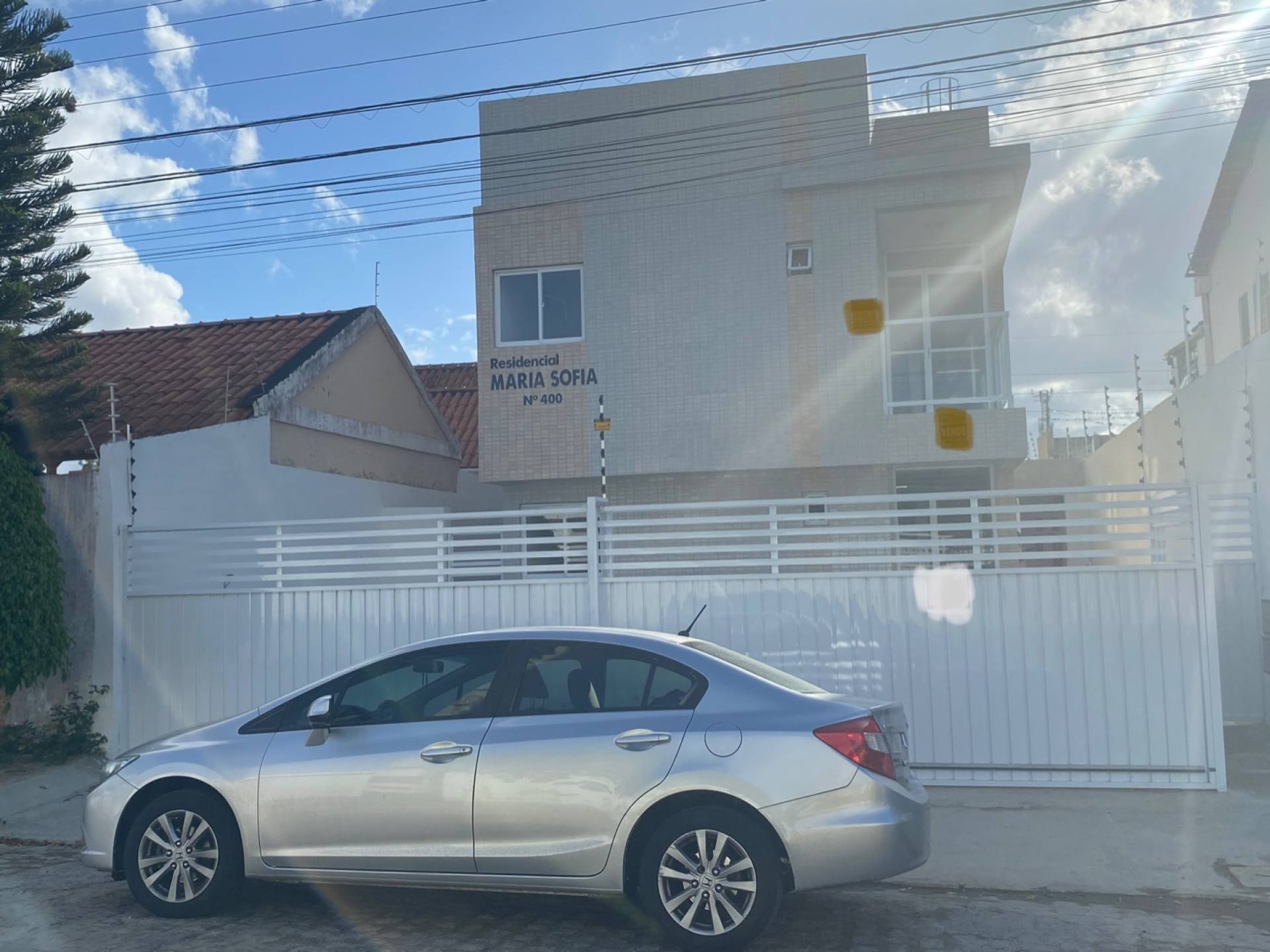 Apartamento à venda com 2 quartos, 65m² - Foto 1