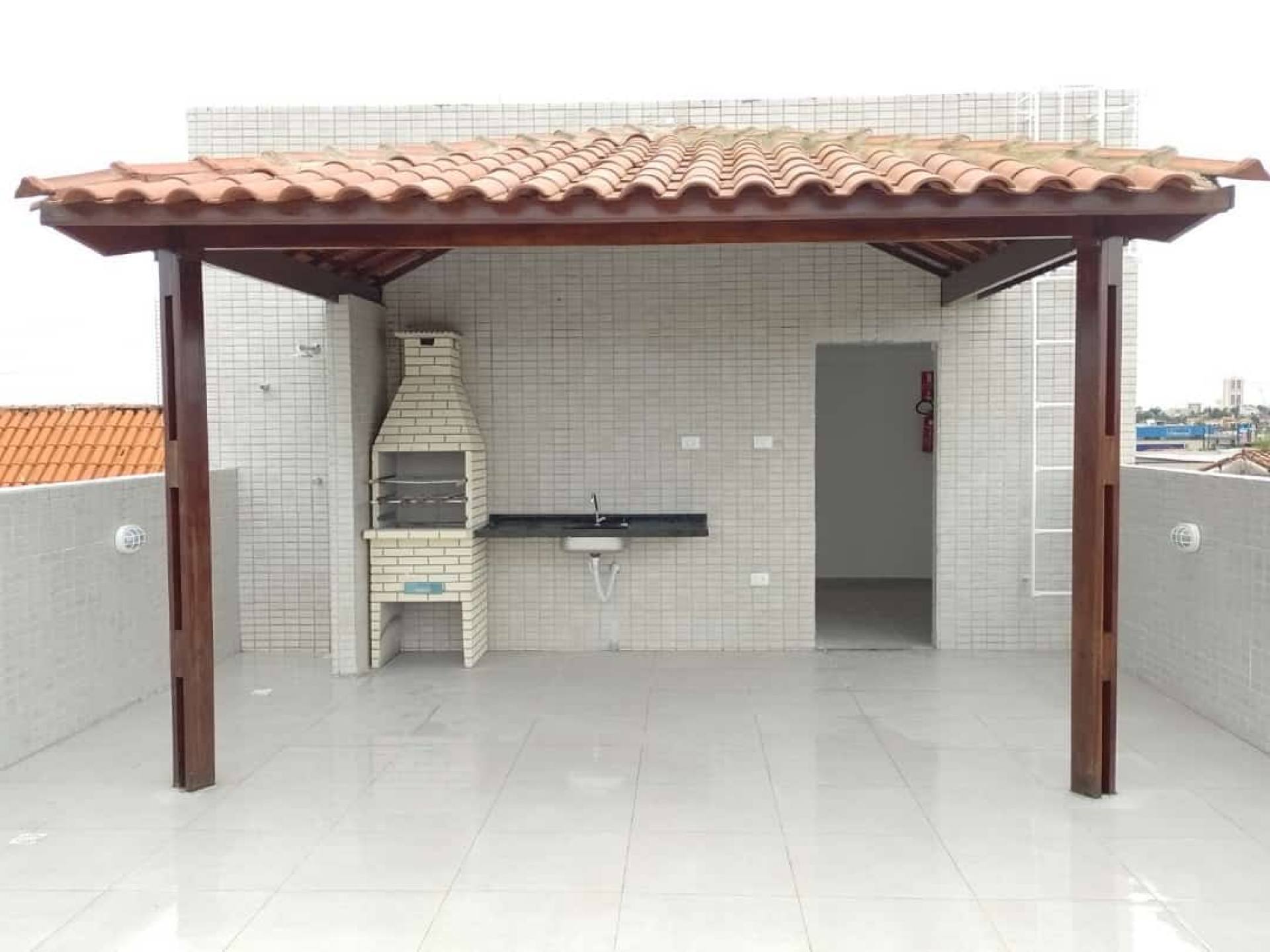 Apartamento à venda com 2 quartos, 65m² - Foto 2