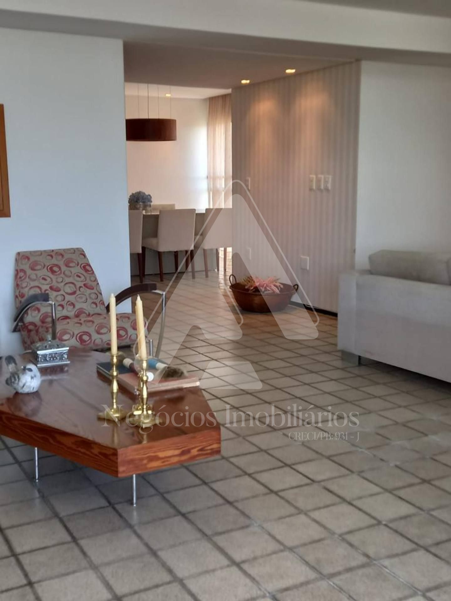 Apartamento à venda com 4 quartos, 240m² - Foto 7