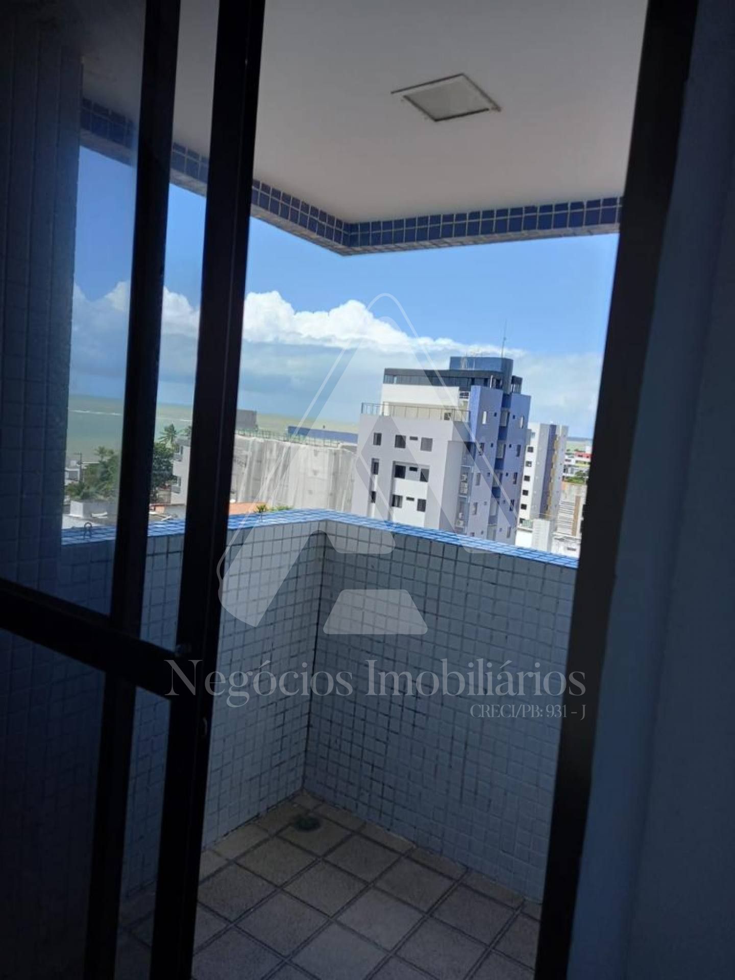 Apartamento à venda com 4 quartos, 240m² - Foto 17