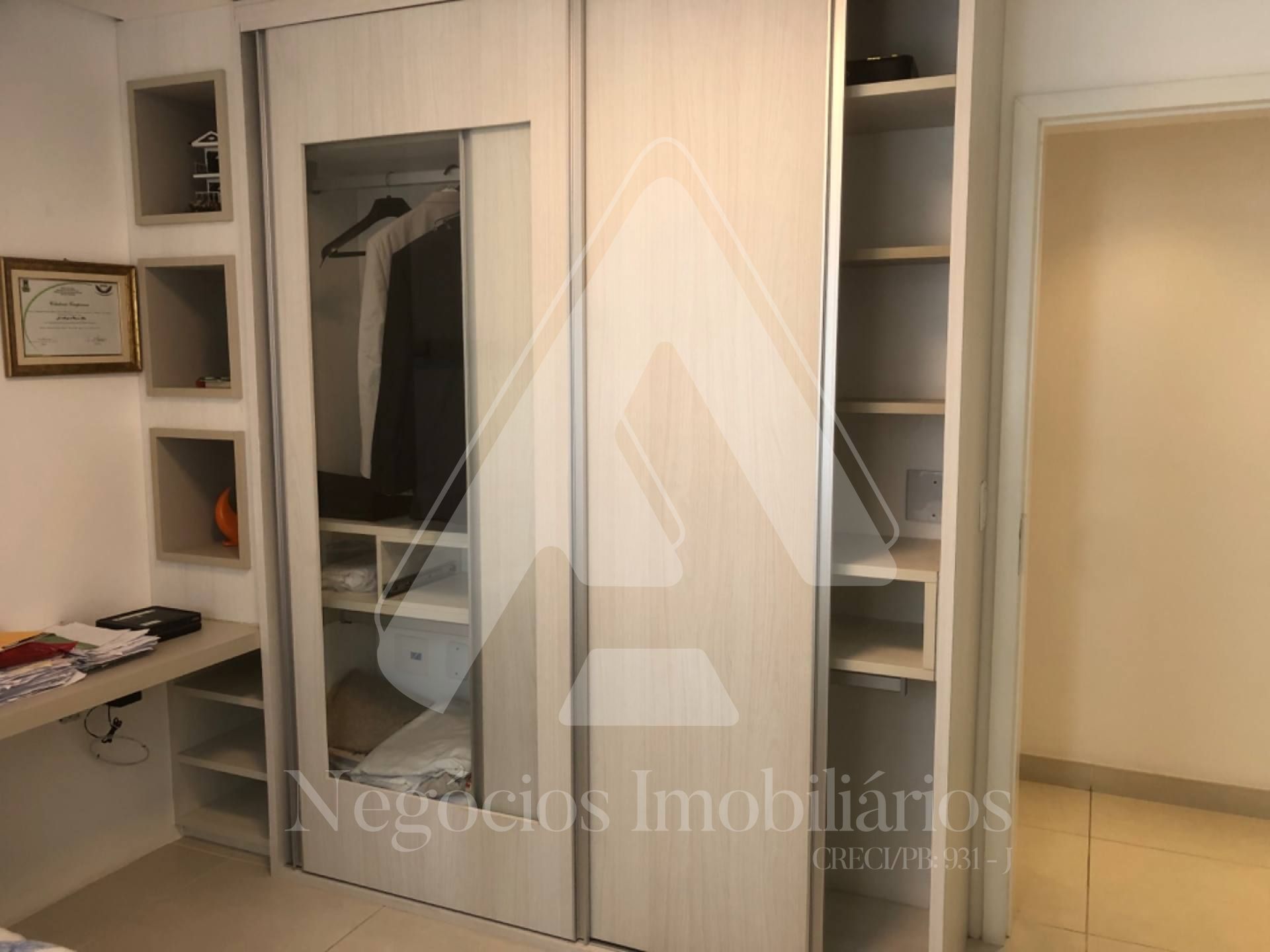 Apartamento à venda com 3 quartos, 141m² - Foto 11