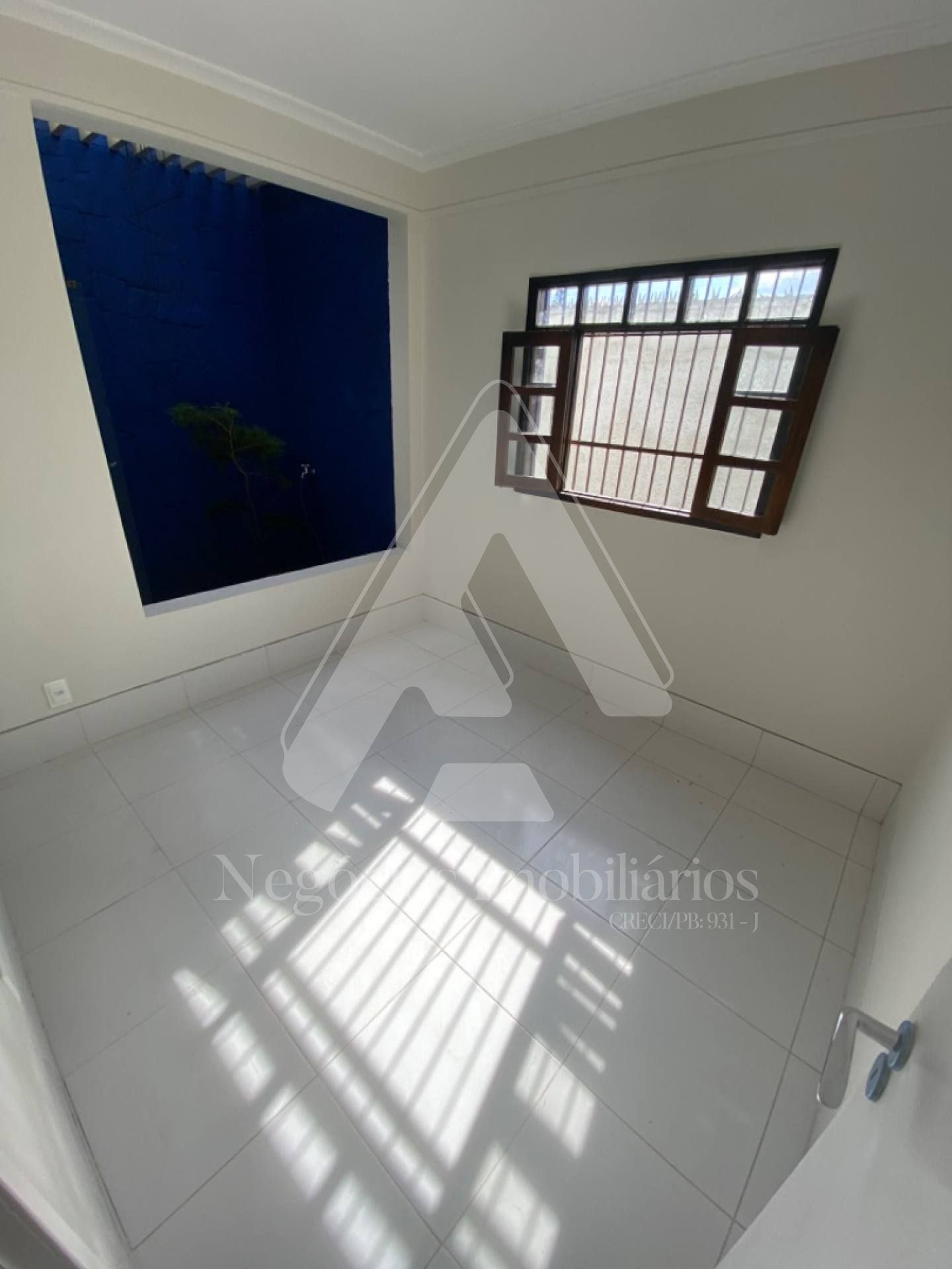 Casa à venda com 3 quartos, 360m² - Foto 11