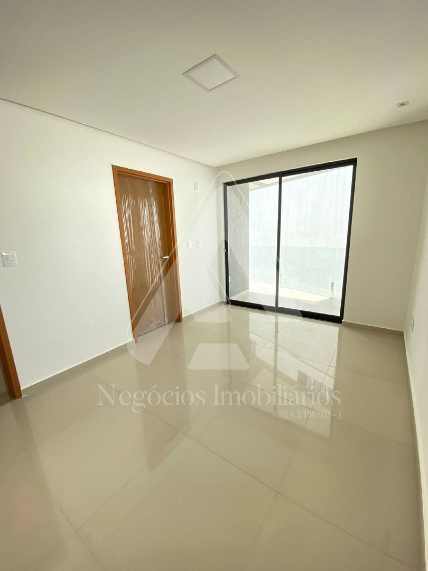 Apartamento à venda com 3 quartos, 244m² - Foto 10