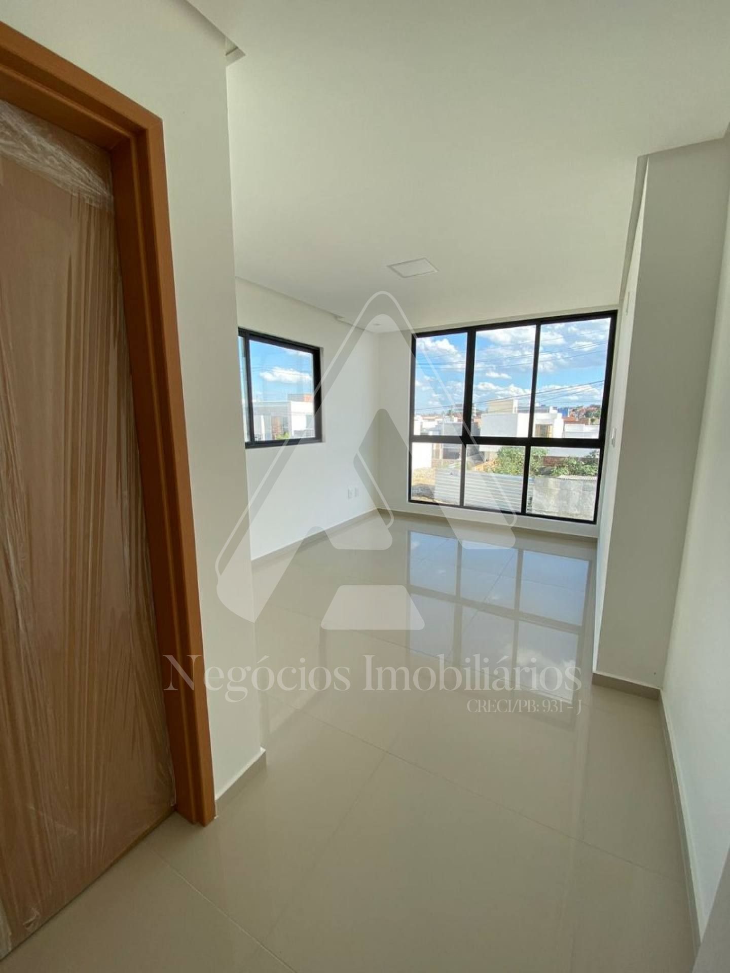 Apartamento à venda com 3 quartos, 244m² - Foto 12