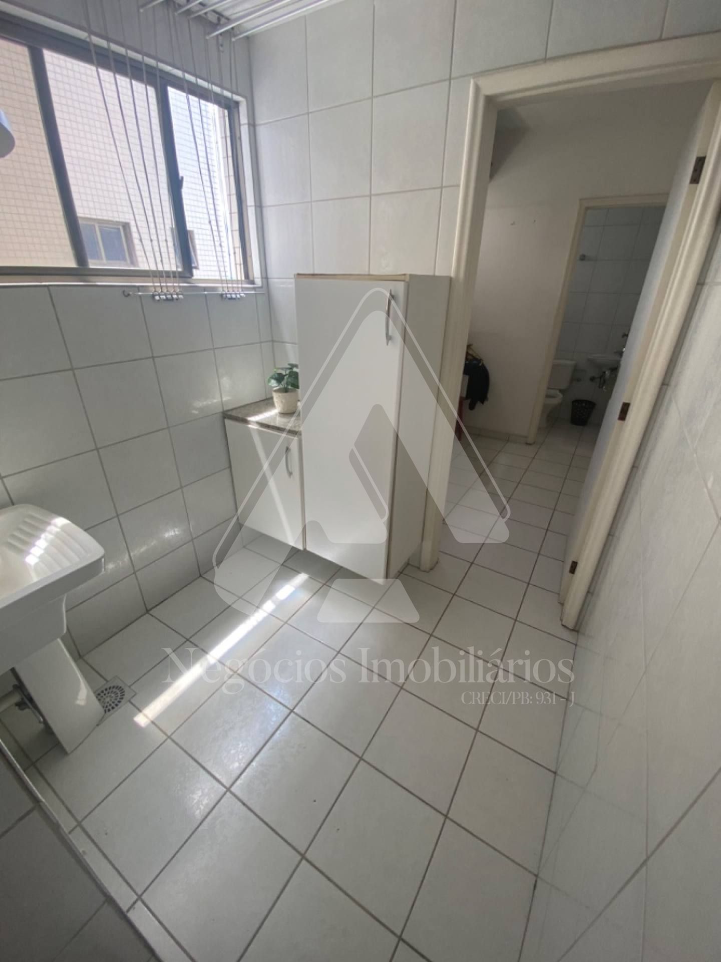 Apartamento à venda com 3 quartos, 106m² - Foto 11