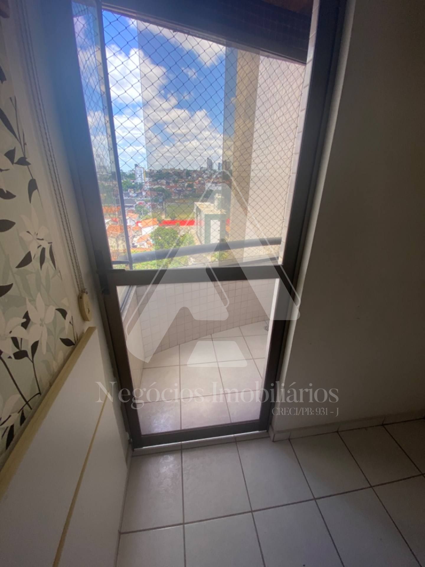 Apartamento à venda com 3 quartos, 106m² - Foto 17