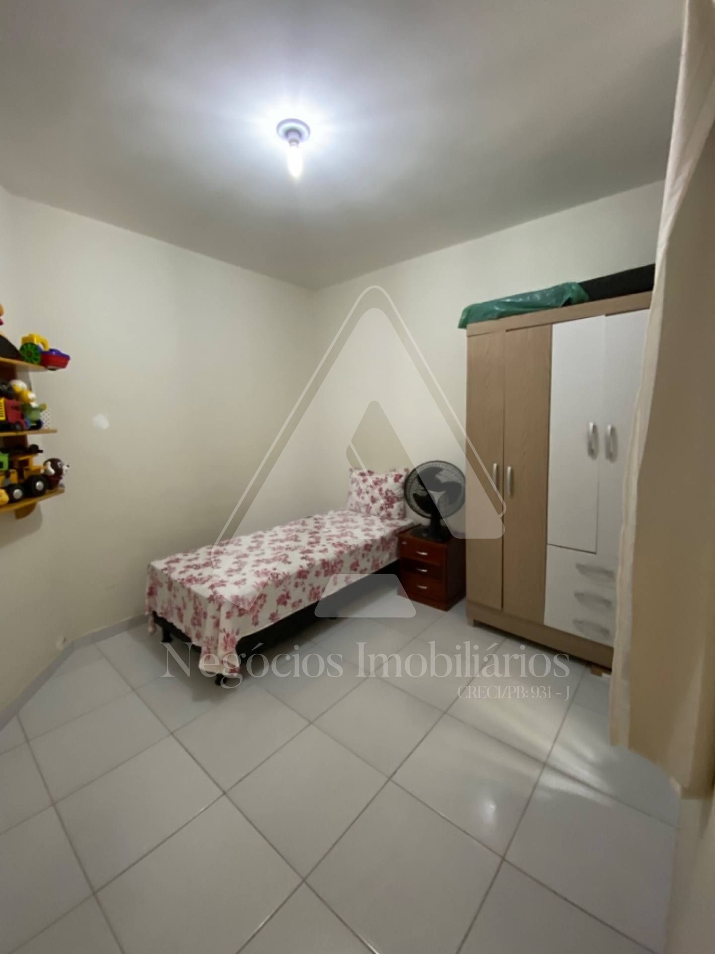 Casa à venda com 3 quartos, 160m² - Foto 7