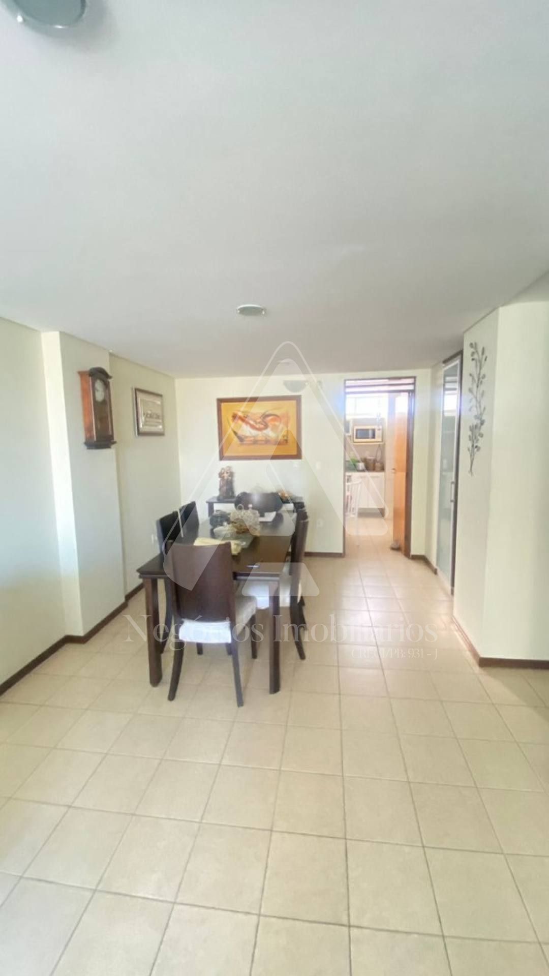 Apartamento à venda com 3 quartos, 171m² - Foto 4