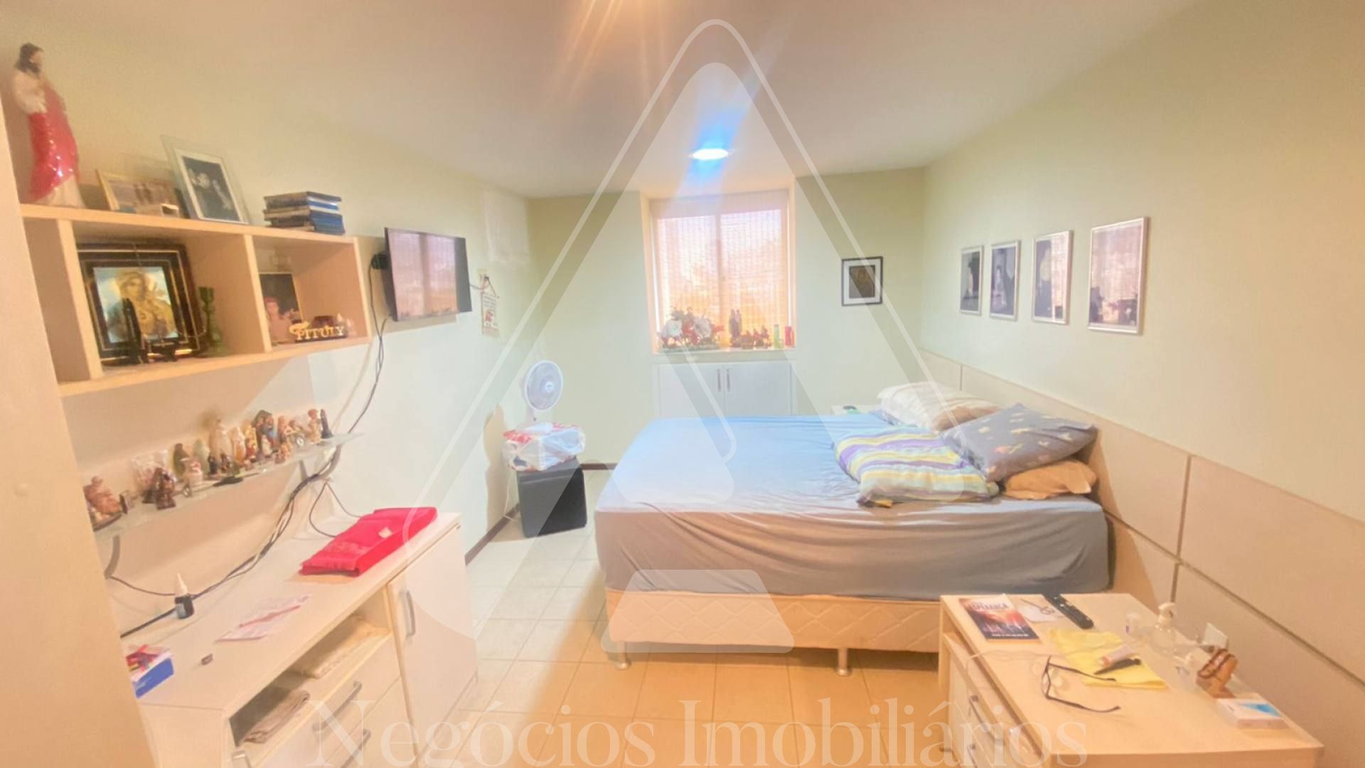 Apartamento à venda com 3 quartos, 171m² - Foto 9