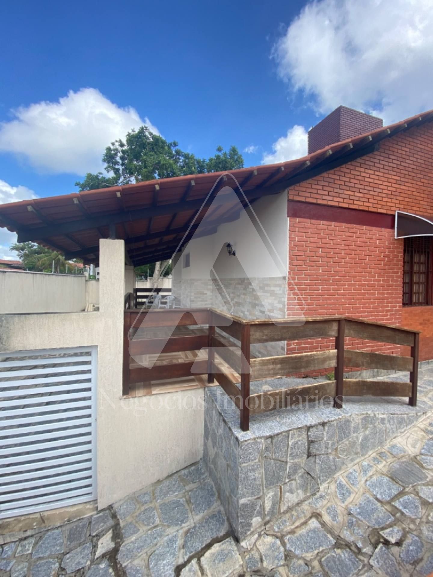 Casa à venda com 3 quartos, 960m² - Foto 8