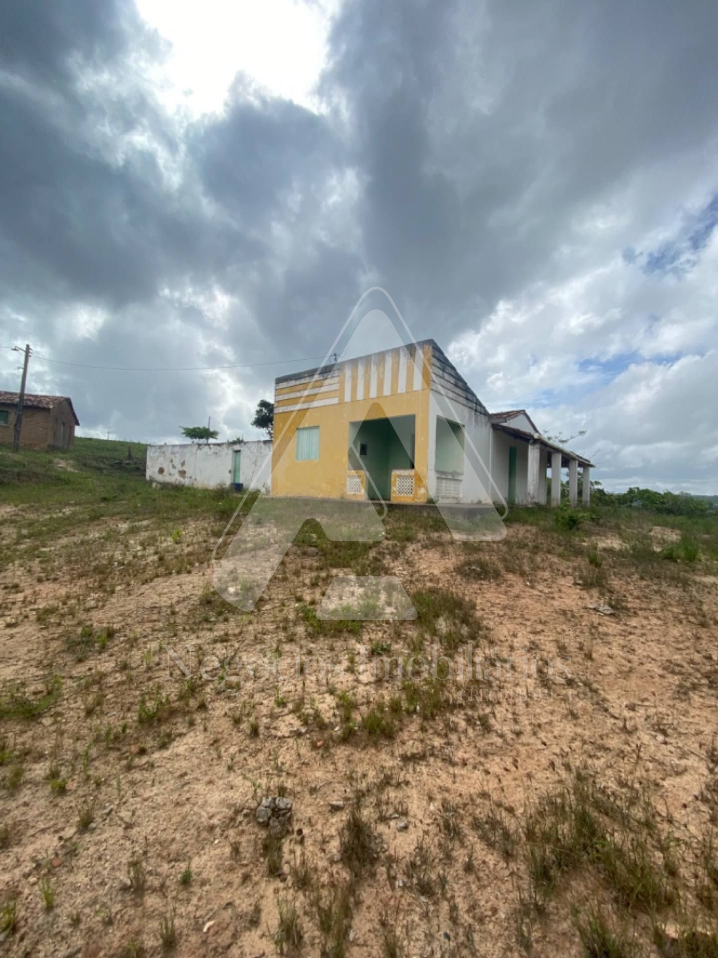 Fazenda à venda com 3 quartos, 53674m² - Foto 1