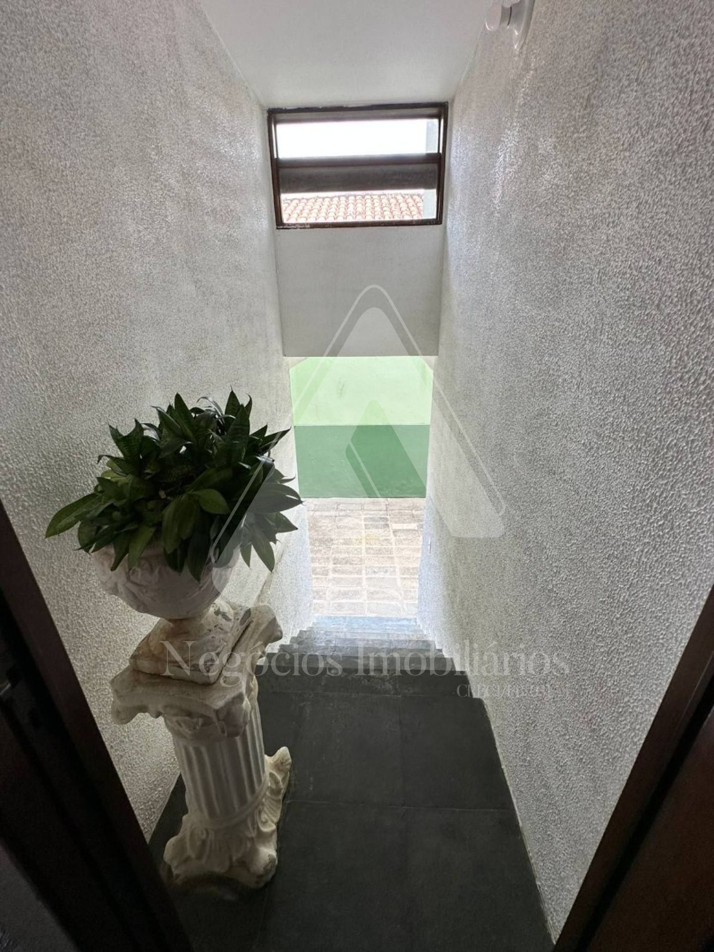 Casa à venda com 4 quartos, 281m² - Foto 10