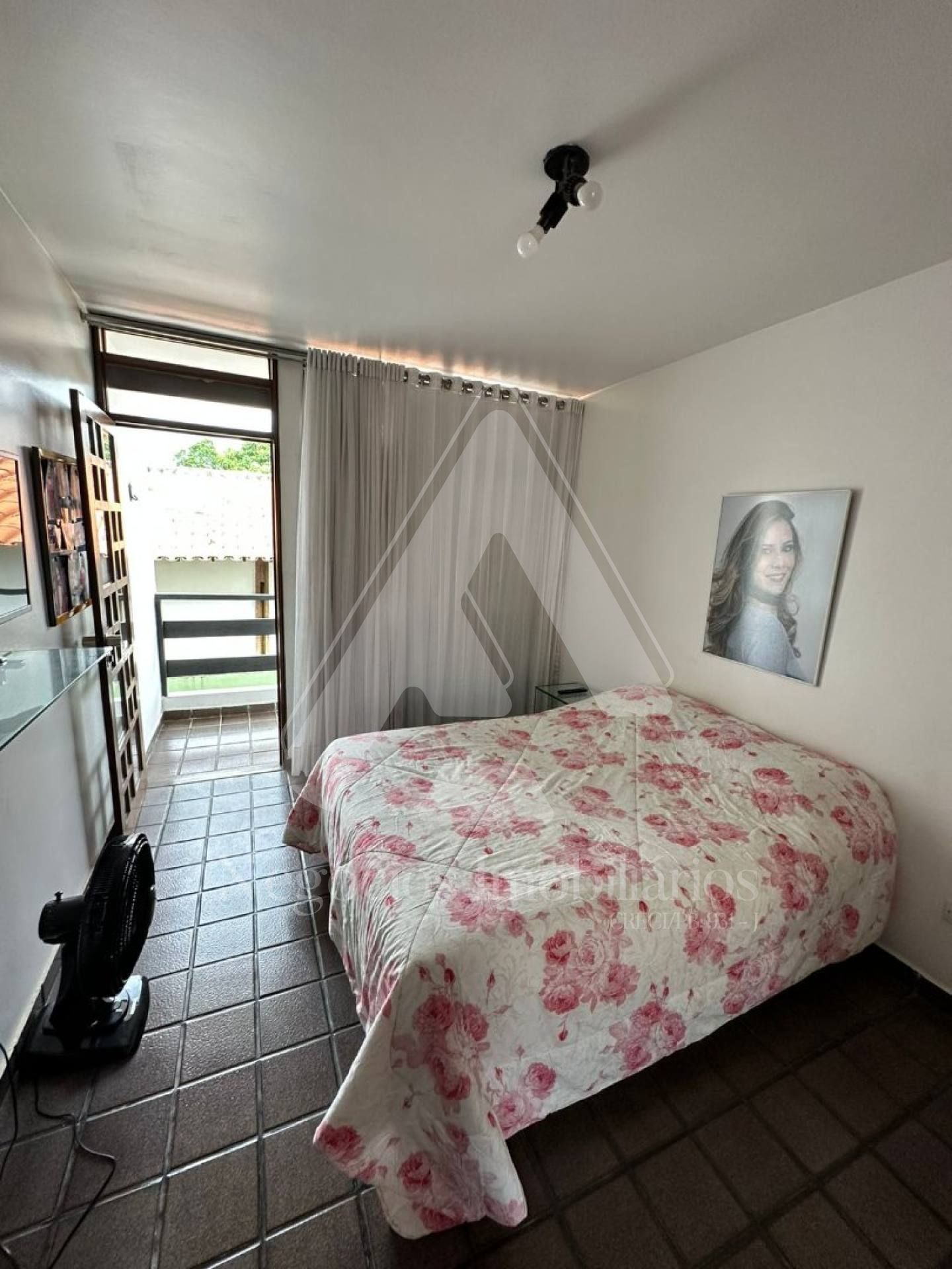 Casa à venda com 4 quartos, 281m² - Foto 17