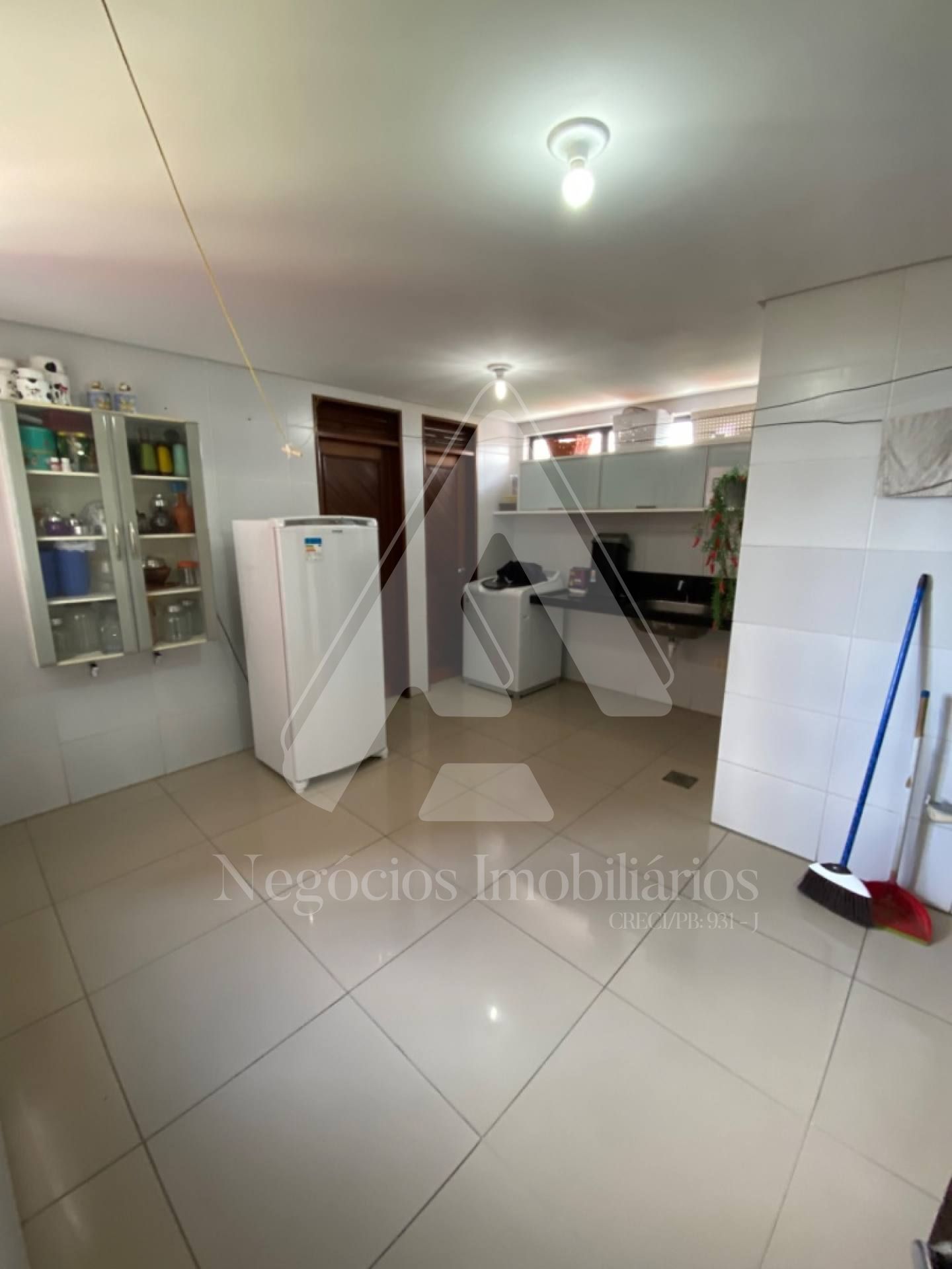 Apartamento à venda com 4 quartos, 240m² - Foto 29