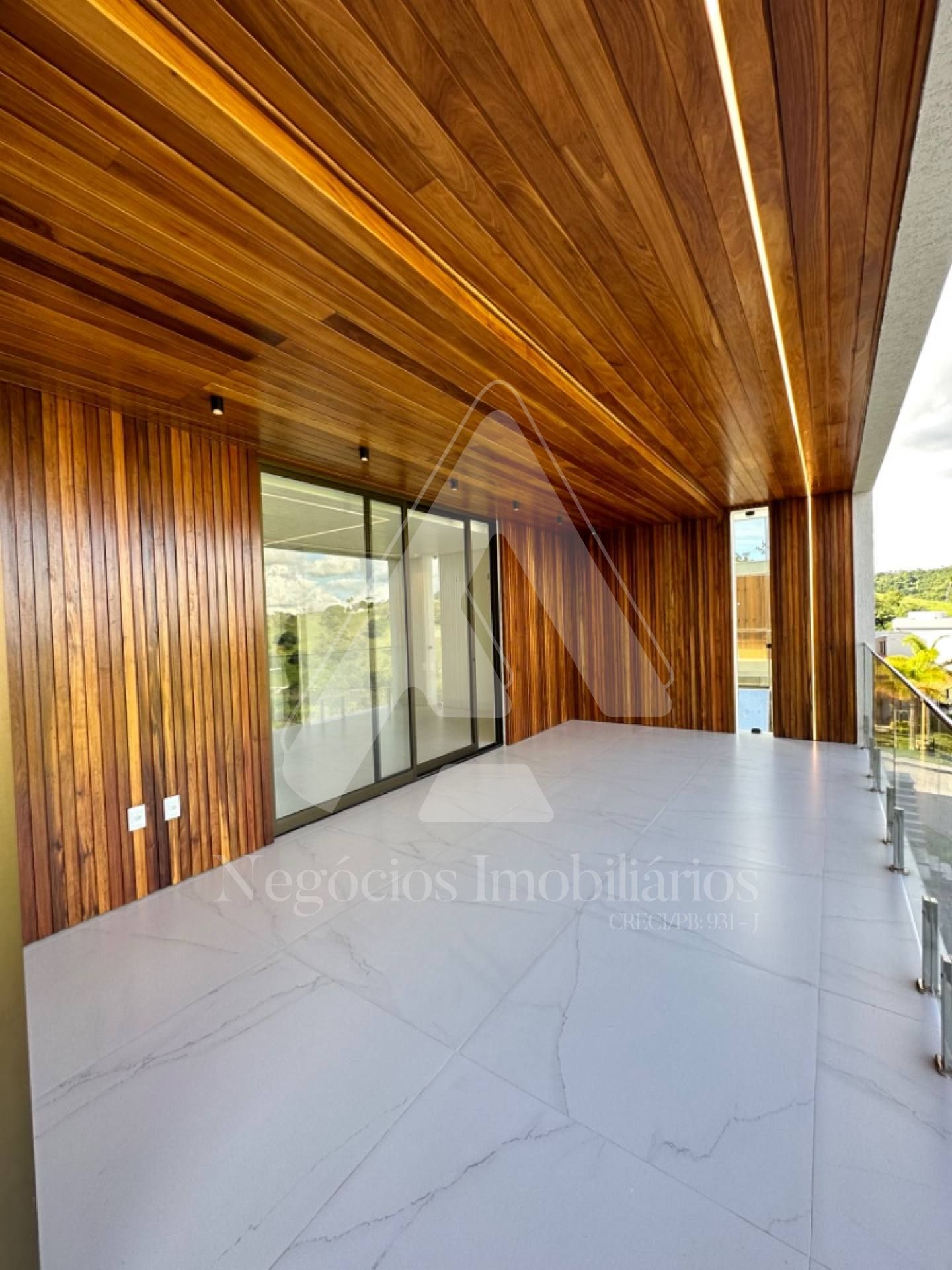 Casa de Condomínio à venda com 4 quartos, 452m² - Foto 2