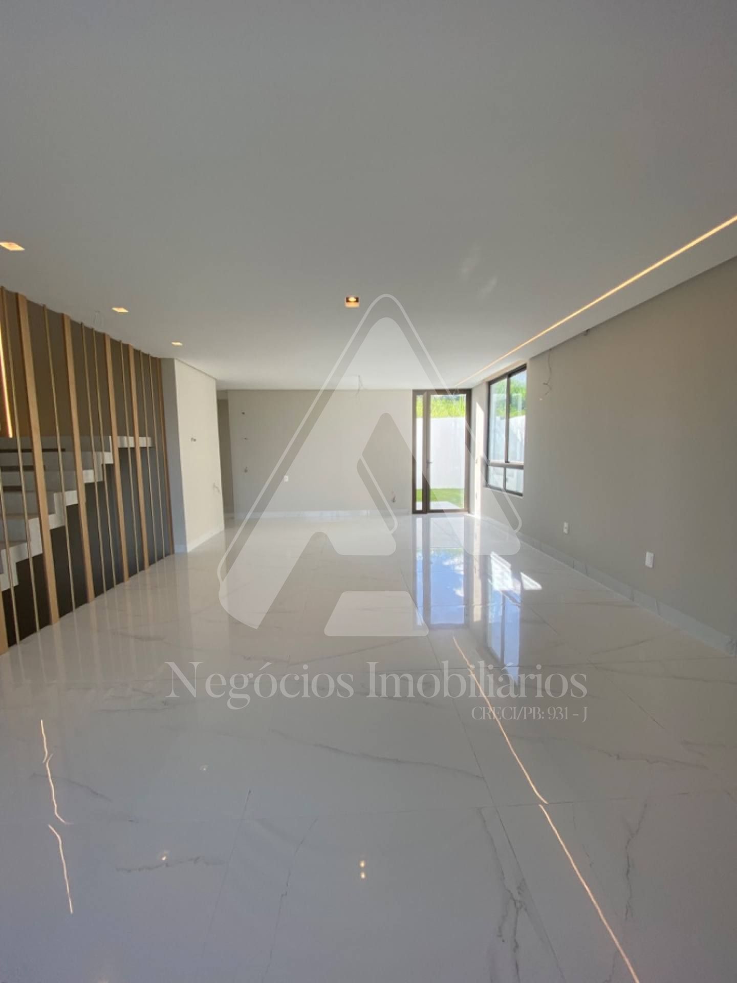 Casa de Condomínio à venda com 4 quartos, 452m² - Foto 4