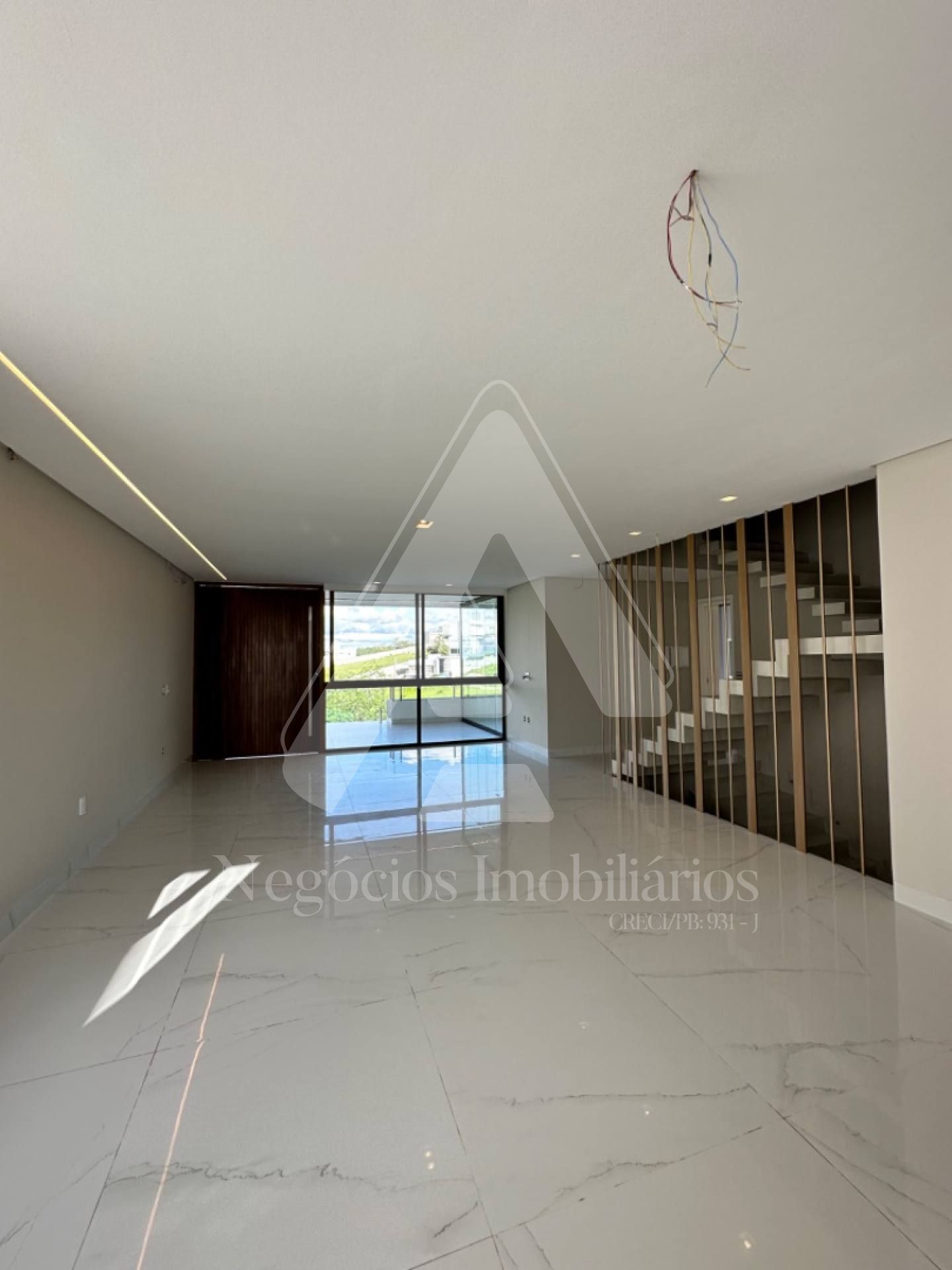 Casa de Condomínio à venda com 4 quartos, 452m² - Foto 5