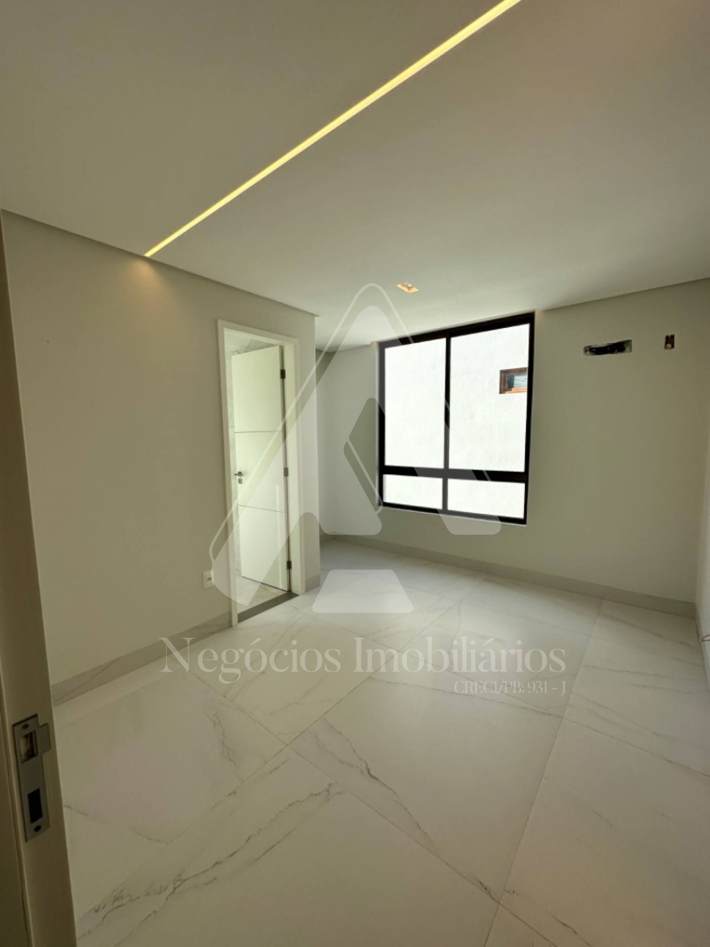 Casa de Condomínio à venda com 4 quartos, 452m² - Foto 11