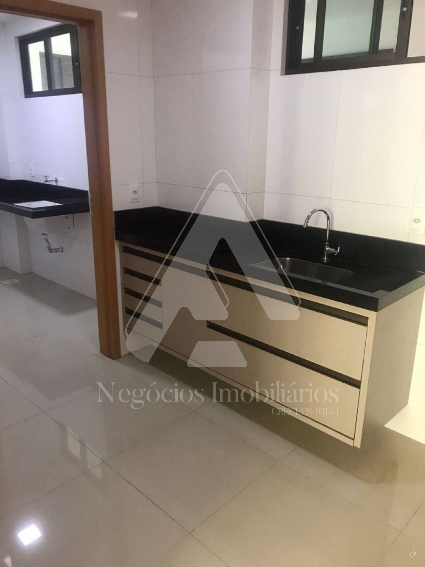 Apartamento à venda com 2 quartos, 65m² - Foto 12