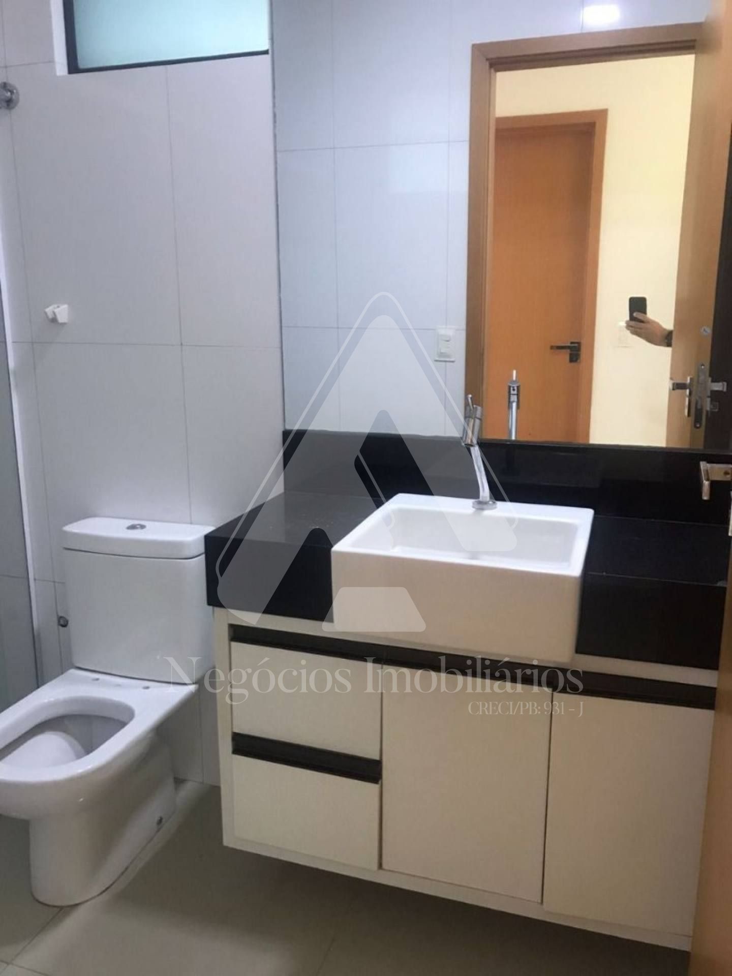 Apartamento à venda com 2 quartos, 65m² - Foto 17