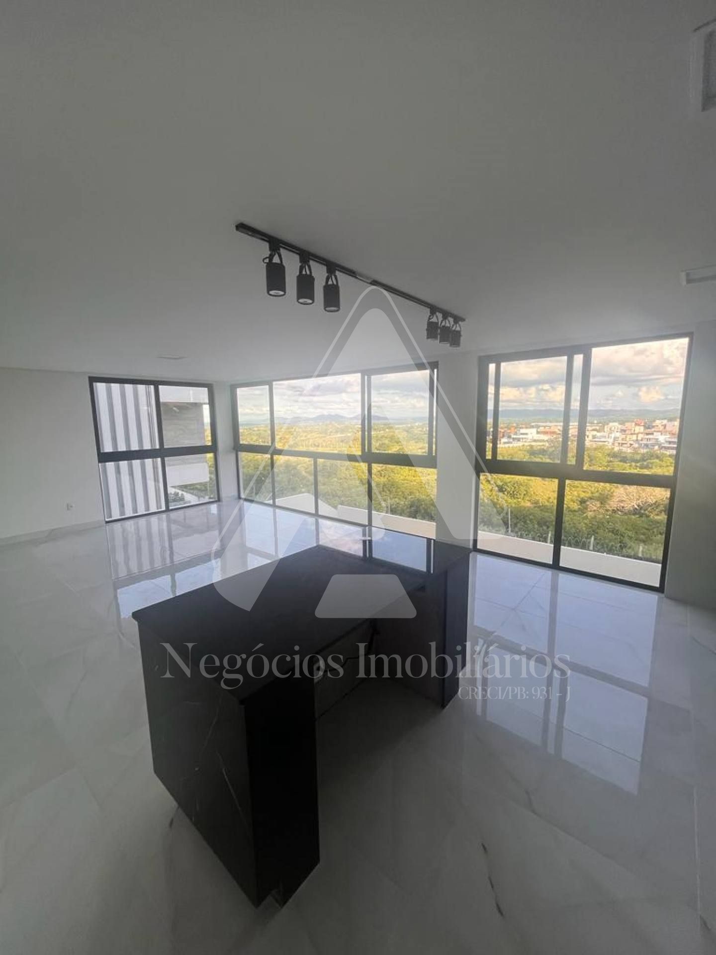 Casa de Condomínio à venda com 4 quartos, 375m² - Foto 9