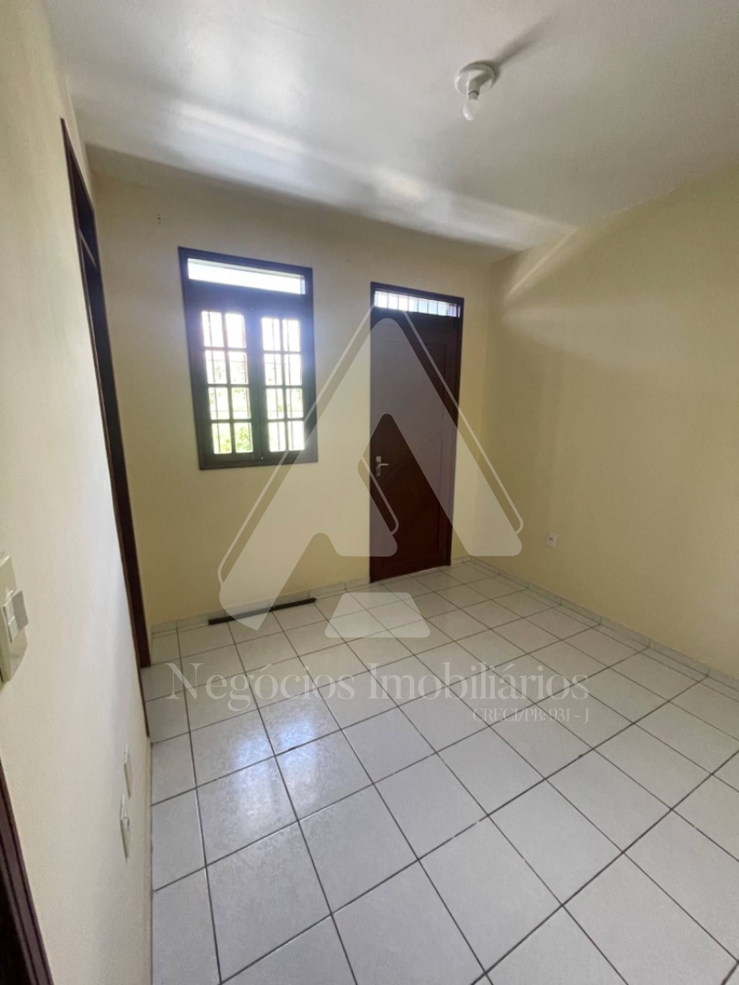 Casa para alugar com 4 quartos, 97m² - Foto 13