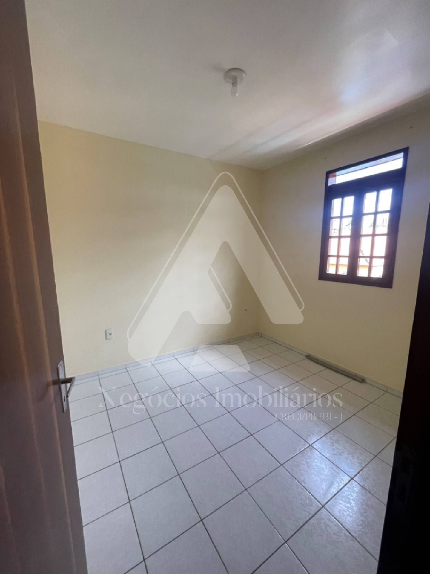 Casa para alugar com 4 quartos, 97m² - Foto 17