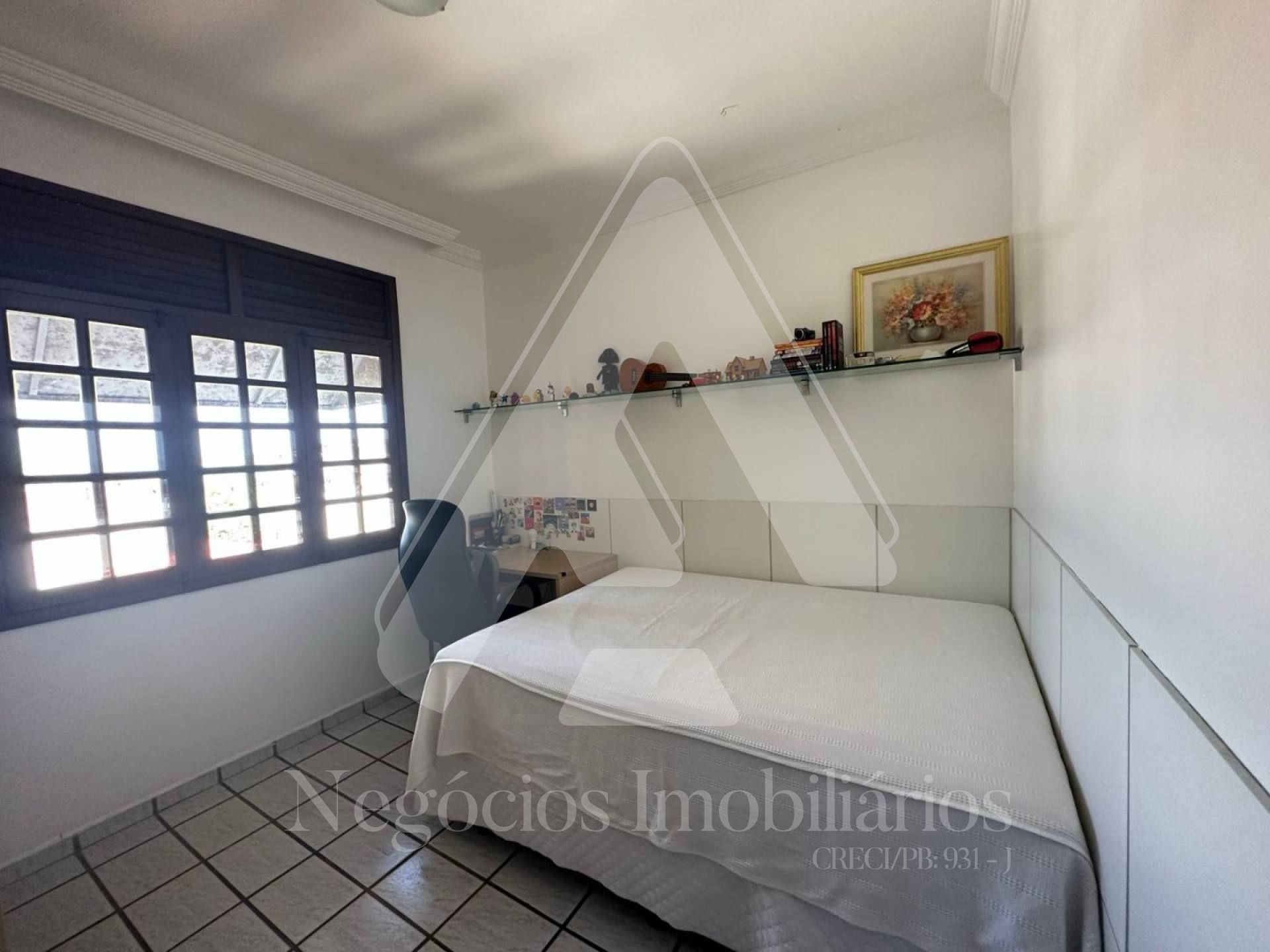 Casa à venda com 3 quartos, 185m² - Foto 8