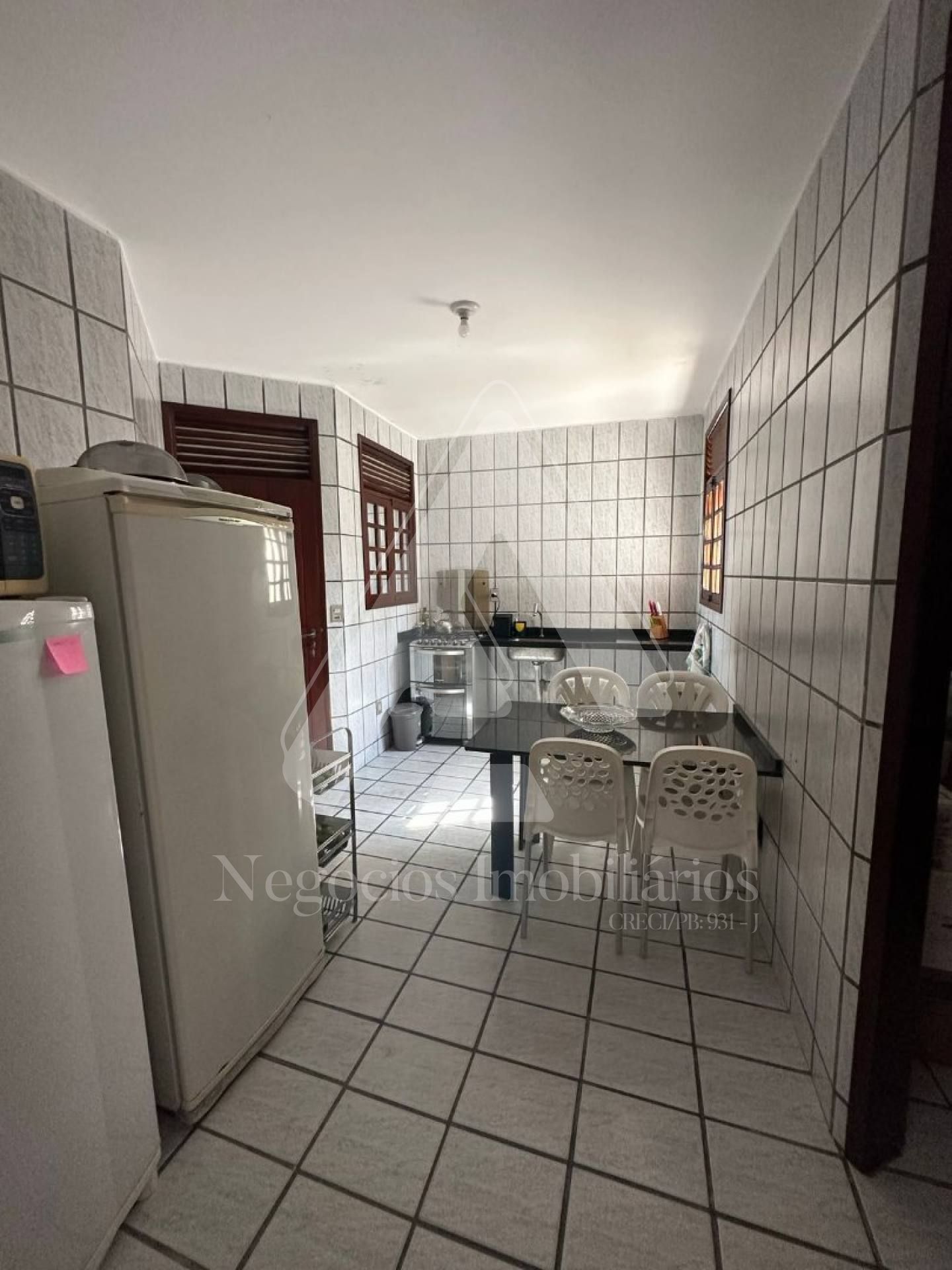 Casa à venda com 3 quartos, 185m² - Foto 13