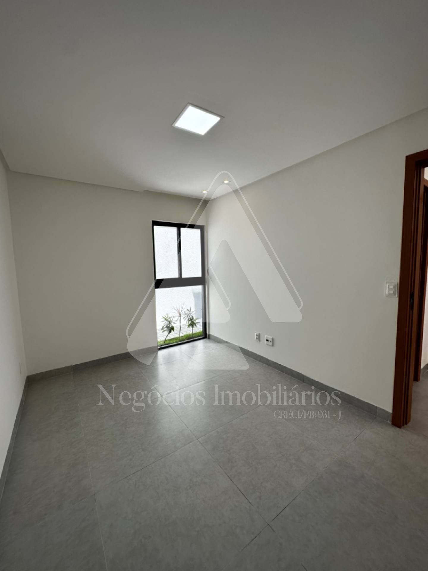 Casa à venda com 3 quartos, 210m² - Foto 11