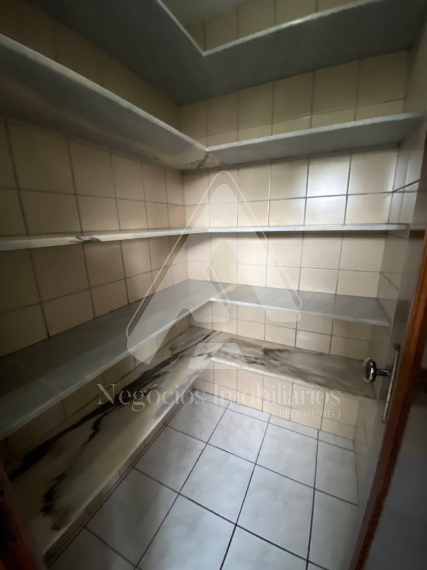 Apartamento à venda com 3 quartos, 183m² - Foto 19