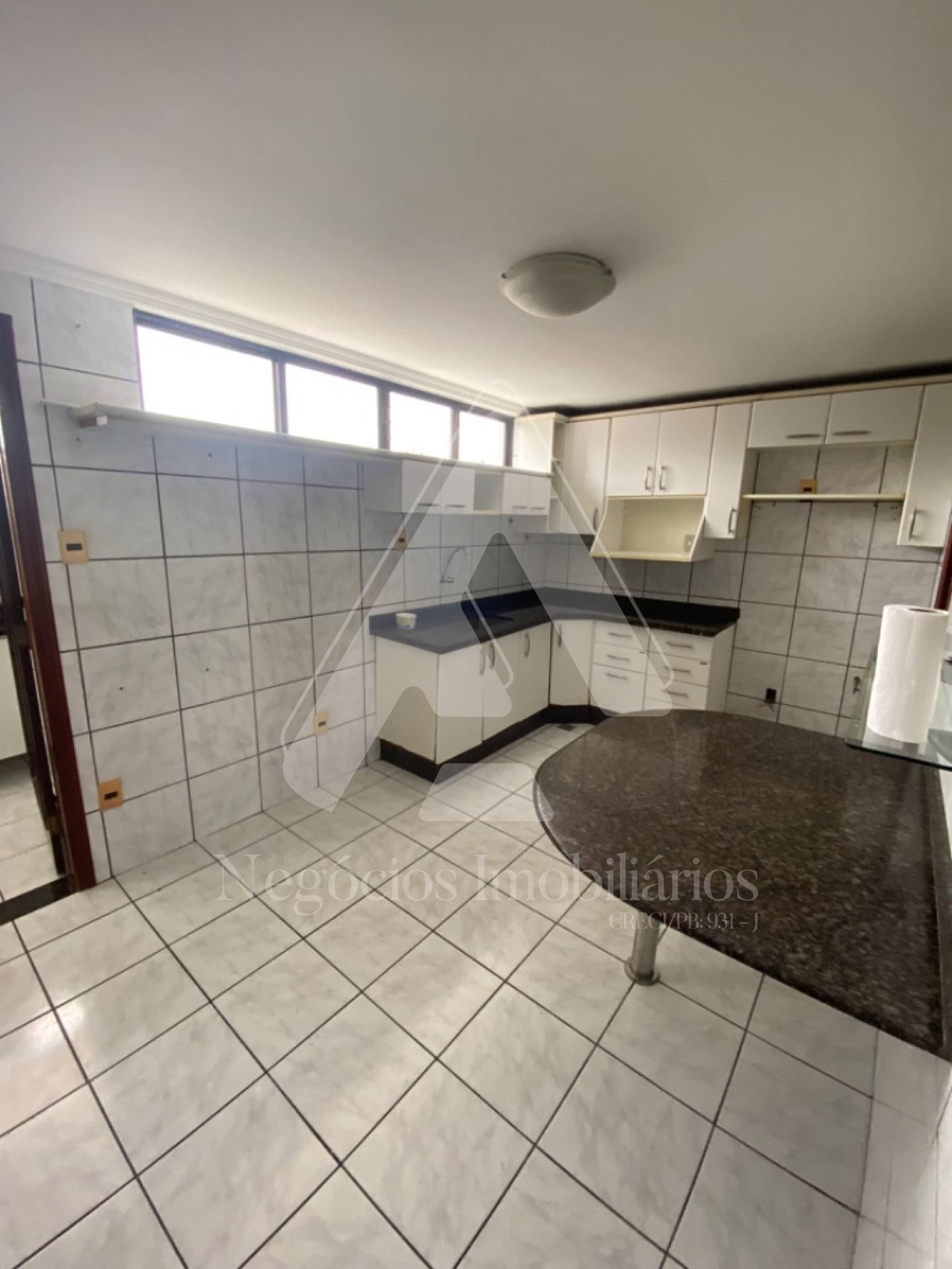 Apartamento à venda com 3 quartos, 183m² - Foto 21