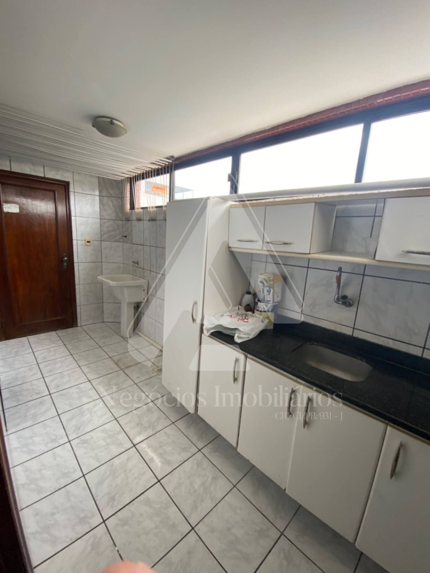 Apartamento à venda com 3 quartos, 183m² - Foto 24