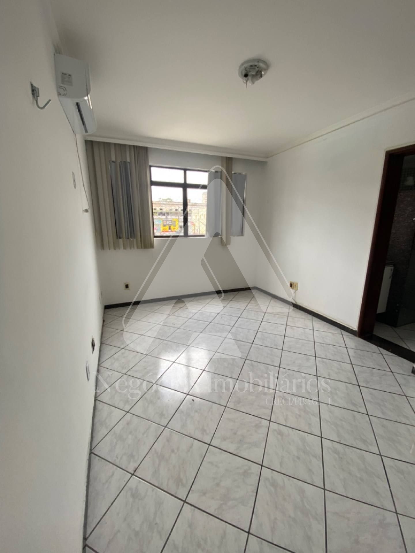 Apartamento à venda com 3 quartos, 183m² - Foto 29