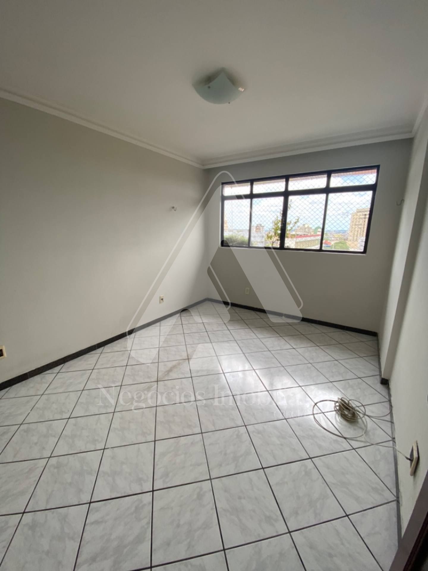 Apartamento à venda com 3 quartos, 183m² - Foto 33