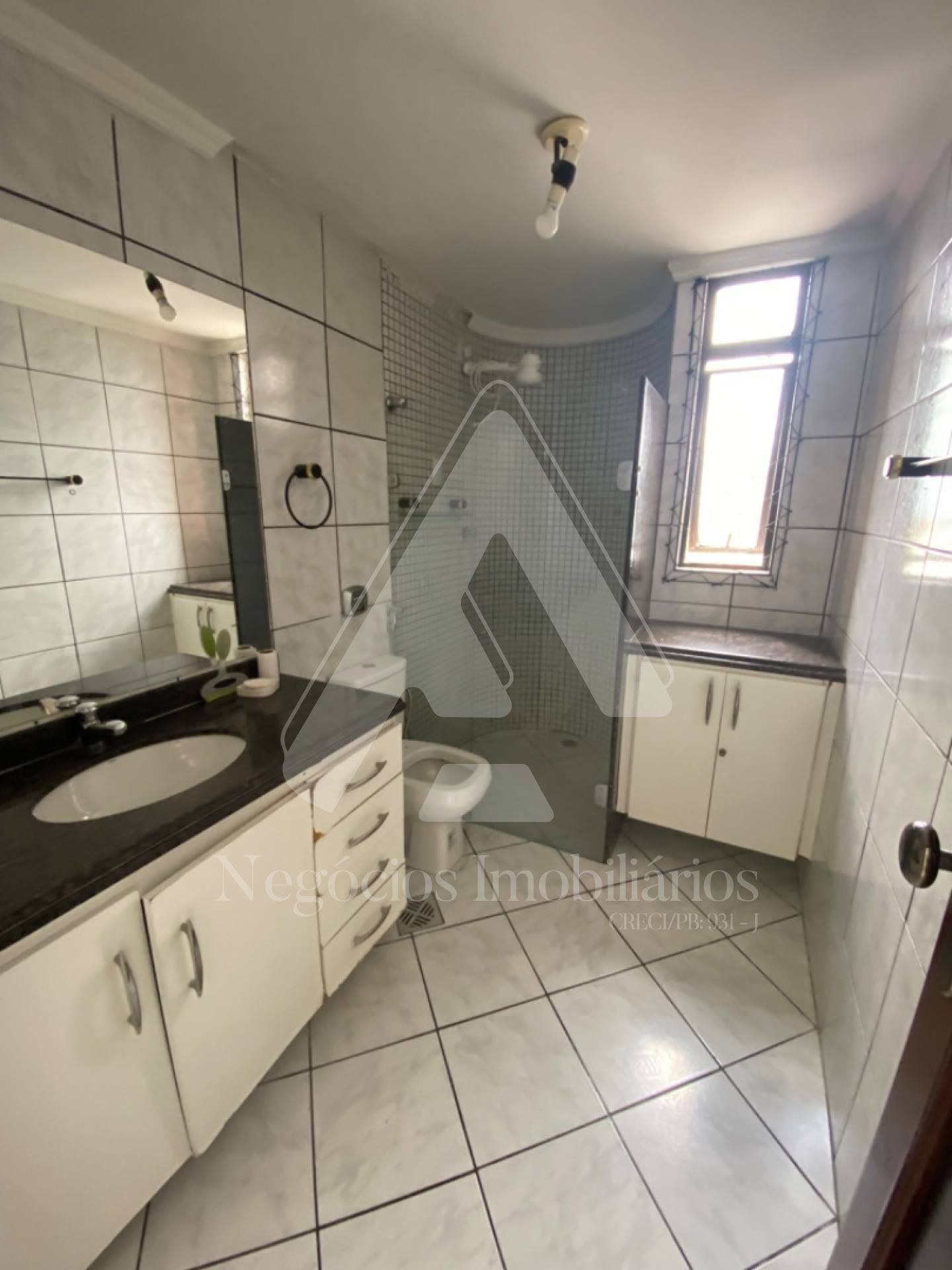 Apartamento à venda com 3 quartos, 183m² - Foto 34